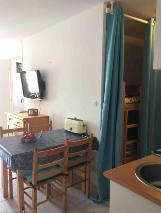 Coquet T2, Quartier Des Quilles, Climatise, 300M Des Plages Σετ Εξωτερικό φωτογραφία